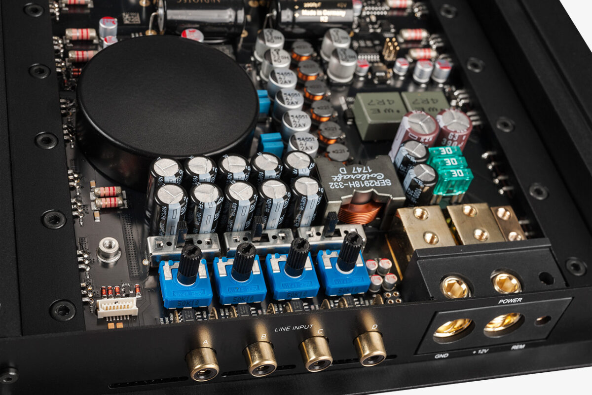 Helix C Four 4-channel amplifier Input Plexi Removed Close Up Angle